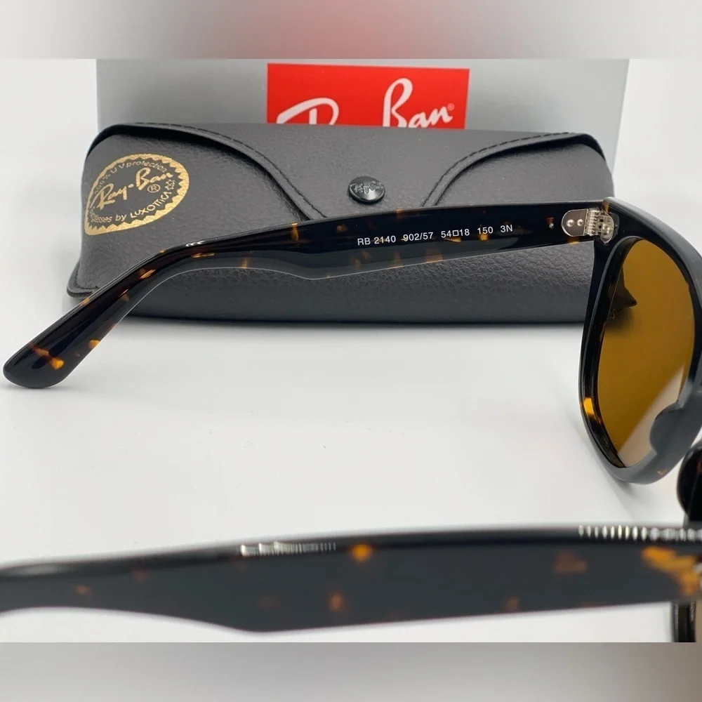 Ray-Ban Tortoiseshell Black Frame Brown Lenses Wayfarer Sunglasses